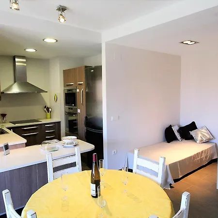 Marina Beach Hollidays Mimosa Apartment *